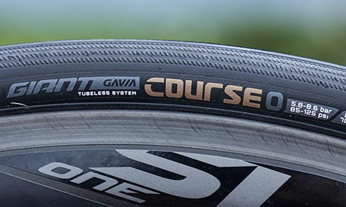 GIANT STANCE E+ PRO 1