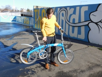 Skládací kolo FOLDY - odnesete v jedné ruce.